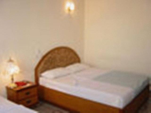 Cao Nguyen Hotel Буонметхуот Экстерьер фото